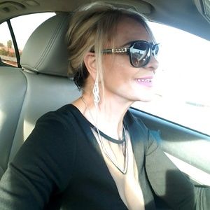 Meet your Posher, Blanca